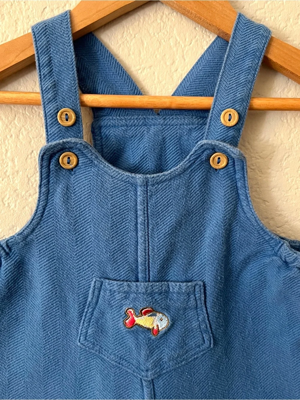 🦄 3/$36 Lullaby Club Vintage Romper Overalls Baby 3-6M Blue Herringbone Fish